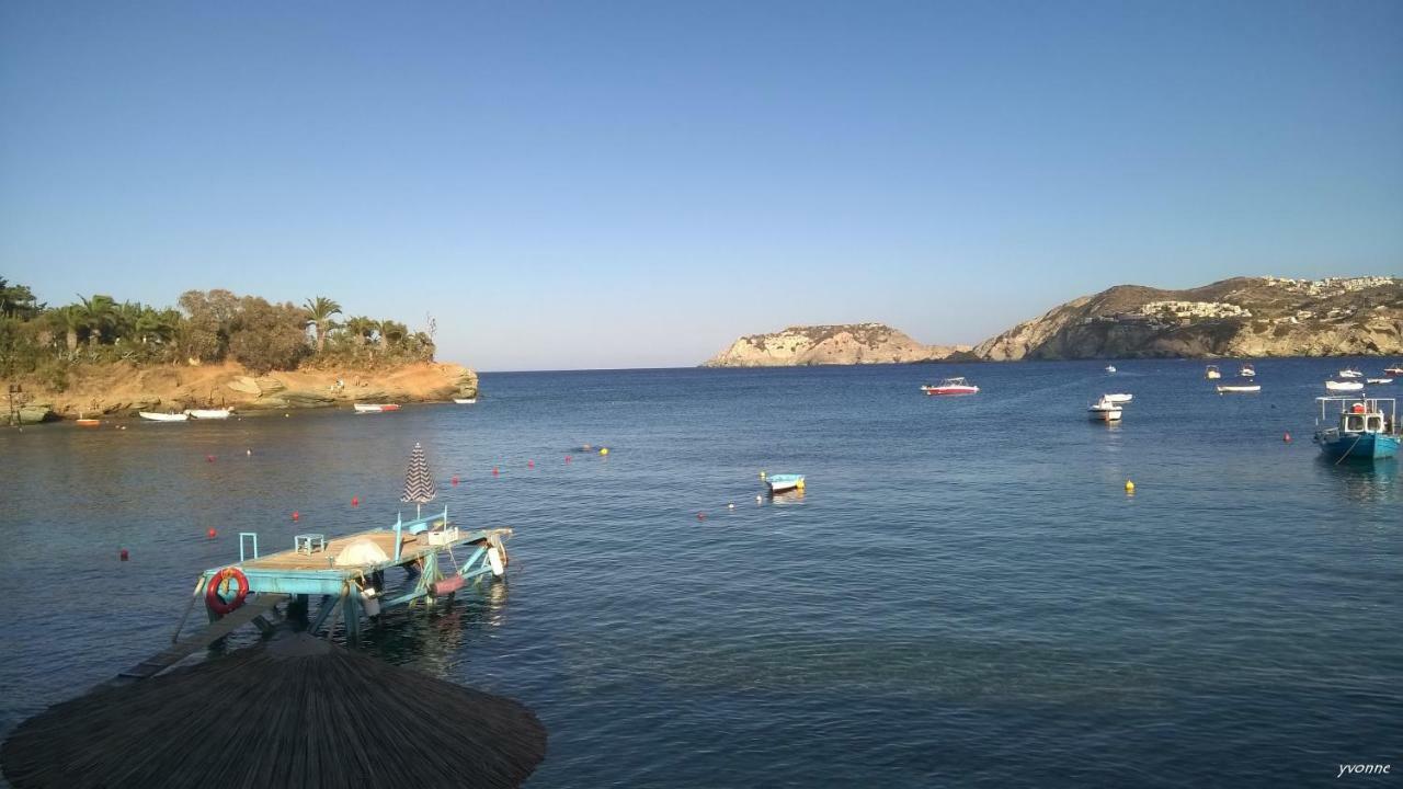 Komissa΄S Beach House Agia Pelagia  Exterior foto
